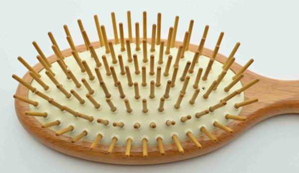 Bürstenfabrik Keller Haarbürste Oval mit Holzstifte